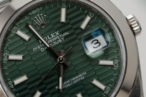 Custom Rolex DateJust Smooth Bezel with Green Fluted Dial - Swiss 60 - Image 3