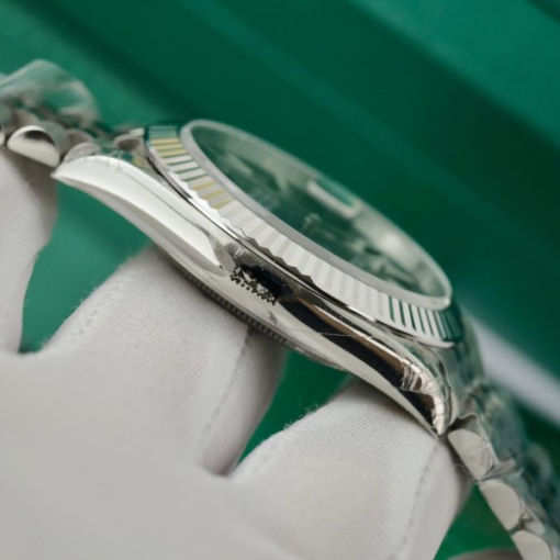 Custom Rolex DateJust 126334 Green Dial - Swiss 56 - Image 5