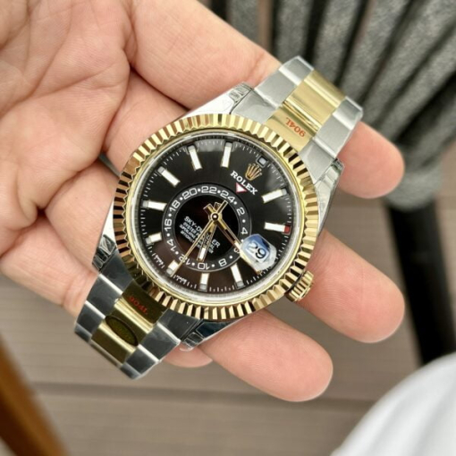 Custom Rolex Sky Dweller 326933 Demi Gold - Swiss 39 - Image 3