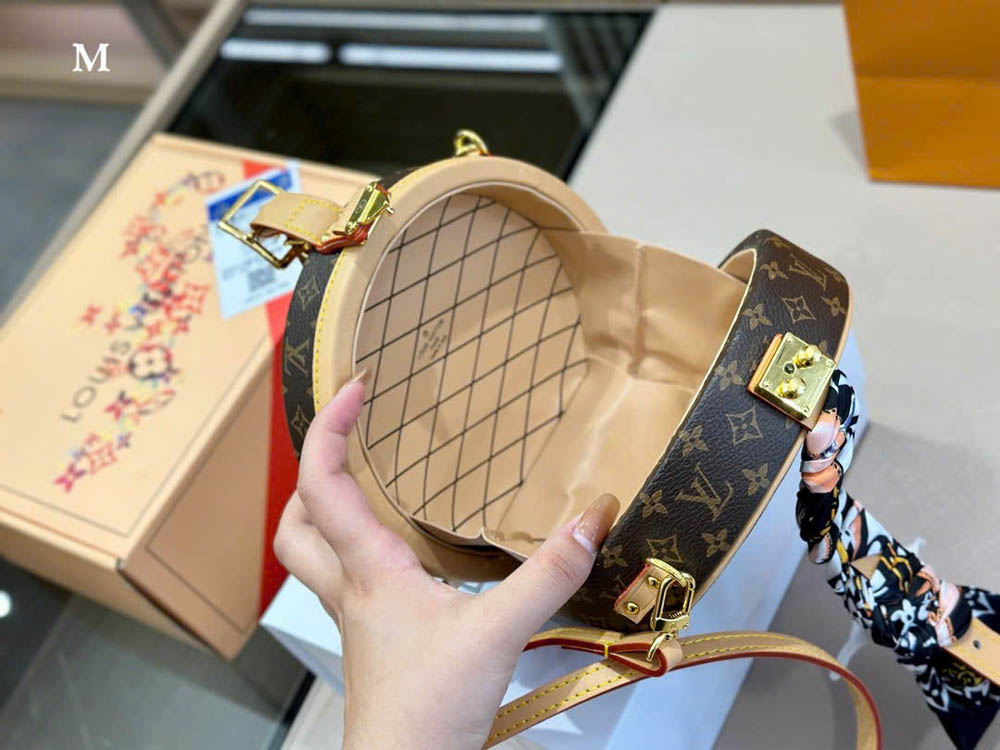 Custom Louis Vuitton Petite Boite Chapeau - Image 8