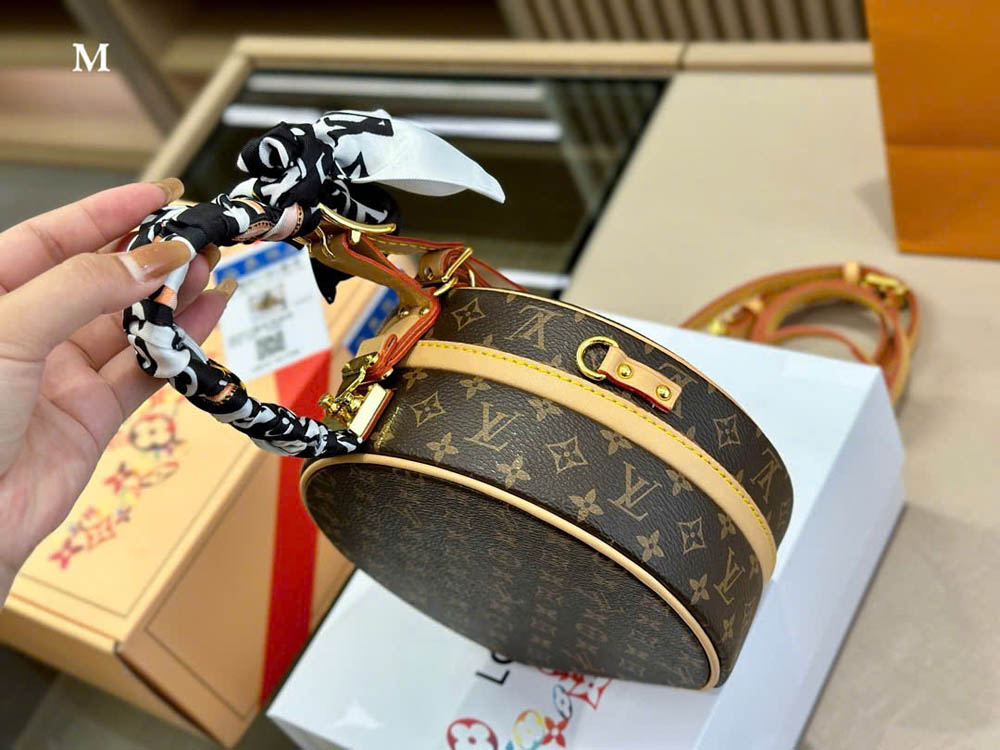 Custom Louis Vuitton Petite Boite Chapeau - Image 6