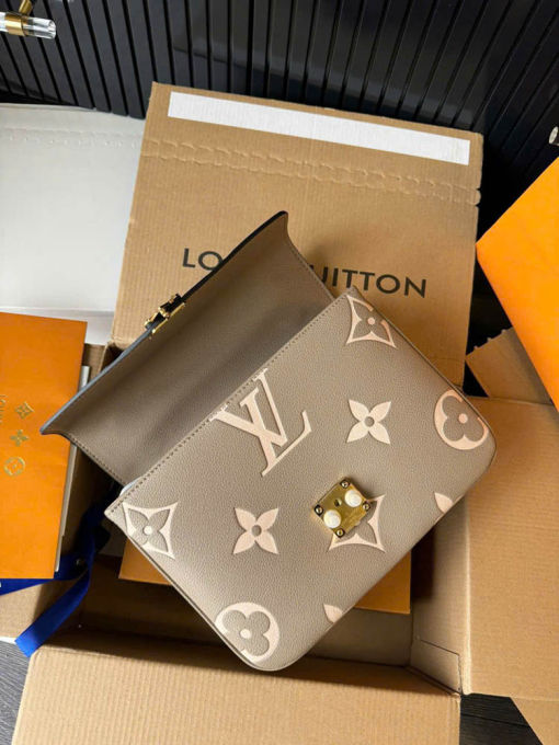 Custom Louis Vuitton Pochette Metis - Image 2