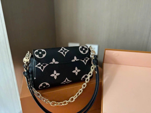 Custom Louis Vuitton Favorite - Image 2