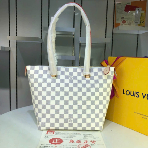 Custom Louis Vuitton Neverfull BB - Image 4