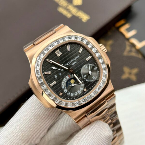 Custom Patek Philippe Nautilus 5724R Gold Black Dial Diamond Bezel - Swiss Patek26 - Image 5