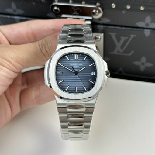 Custom Patek Philippe Nautilus 5811 Blue Dial - Swiss Patek6