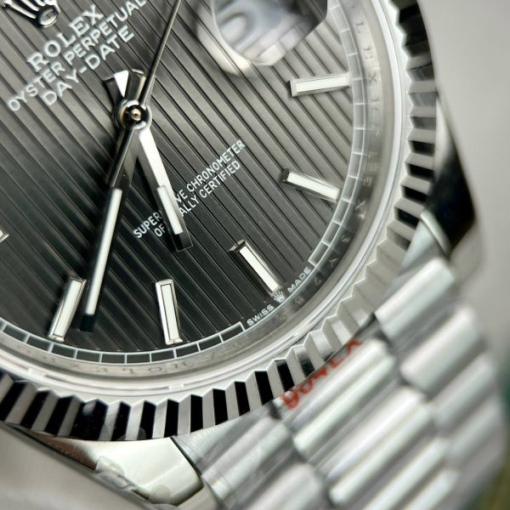 Custom Rolex Day-Date 228236 with luminous hour markers on a black dial- Swiss 173 - Image 5