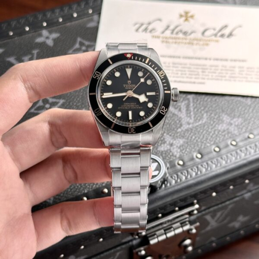 Custom Tudor Black Bay Fifty-Eight M79030N with Luminous Hour Markers - Swiss Tudor2