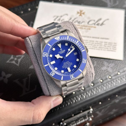 Custom Tudor Pelagos Titanium M25600TB Blue Dial - Swiss Tudor4