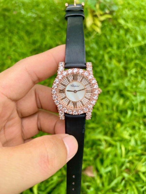 Custom Lady Chopard L’Heure Du Diamant Round - Asian Lady Watch 19