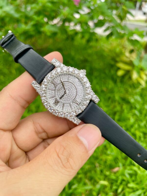 Custom Lady Chopard L’Heure Du Diamant Round - Asian Lady Watch 15 - Image 4