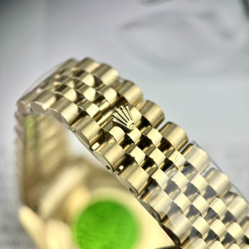 Custom Rolex DateJust Yellow Gold Champagne Dial - Asian Rolex 82 - Image 7