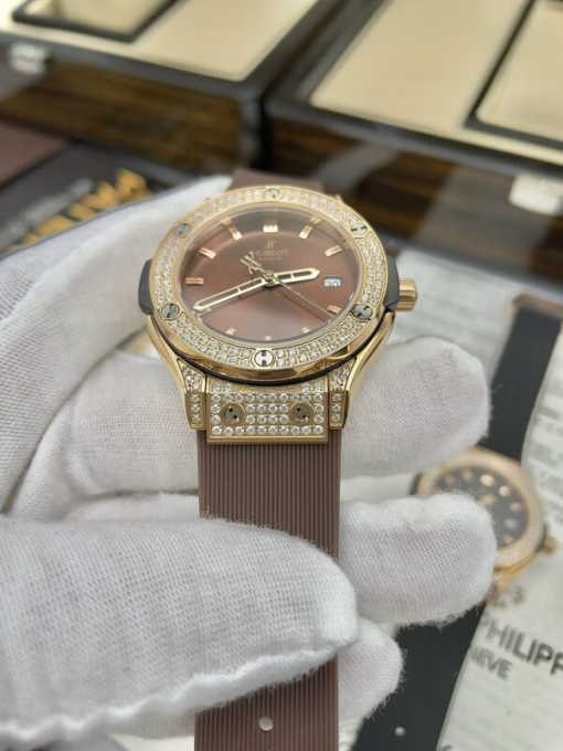 Custom Lady Hublot Classic Fusion Chocolate Dial Diamonds Bezel - Asian Lady Watch 7 - Image 4