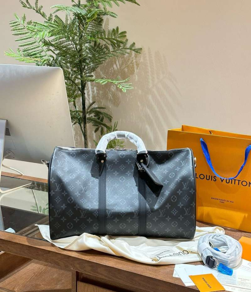 Custom Louis Vuitton Keepall Bandoulière Damier Graphite - Image 2