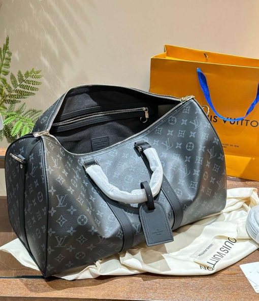 Custom Louis Vuitton Keepall Bandoulière Damier Graphite - Image 4