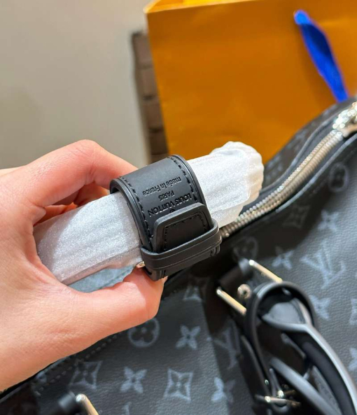 Custom Louis Vuitton Keepall Bandoulière Damier Graphite - Image 7