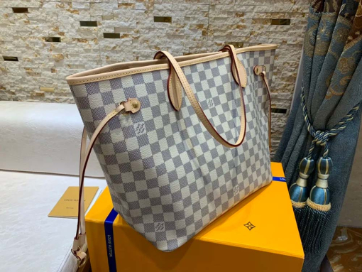 Custom Louis Vuitton Neverfull MM - Image 8