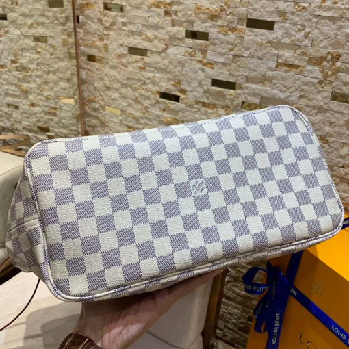 Custom Louis Vuitton Neverfull MM - Image 5