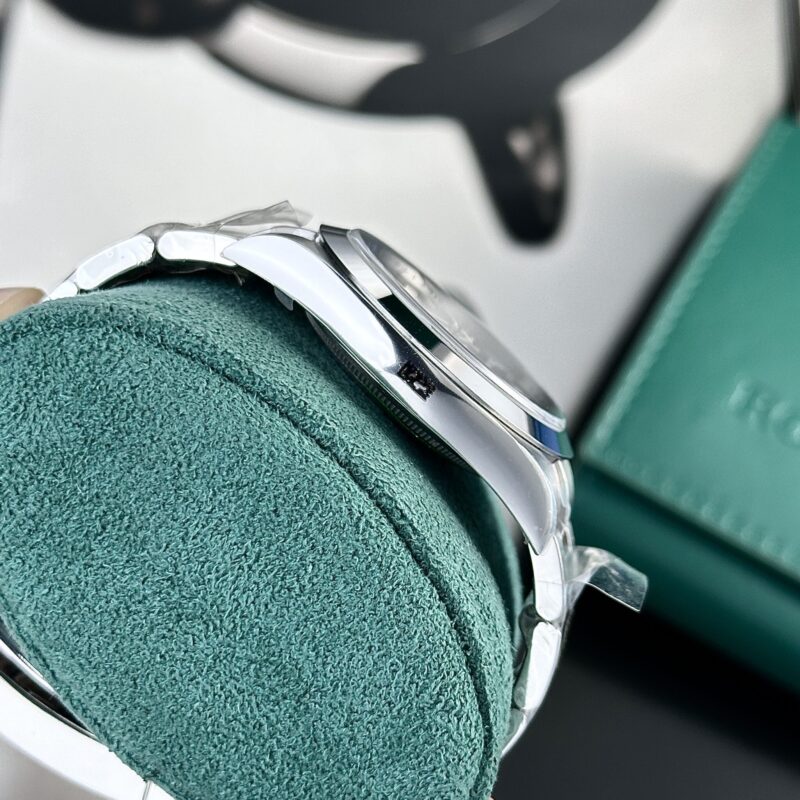 Custom Rolex Explorer II 214270-0003 Black Dial - Swiss 195 - Image 6