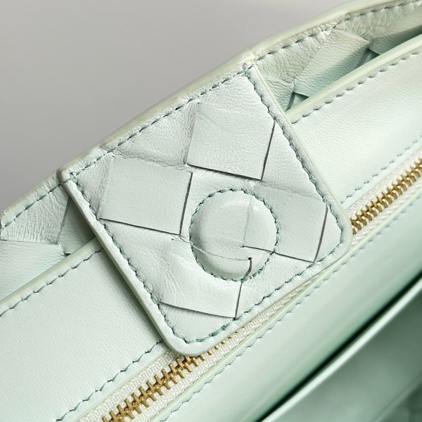 Custom Bottega Veneta Small Andiamo - Image 10