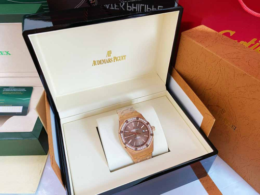 Custom Audemars Piguet Royal Oak Rose Gold Chocolate Diamonds Dial - Asian AP 13 - Image 4