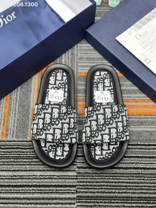 Custom Unisex Dior Men/Women Slides - Image 2