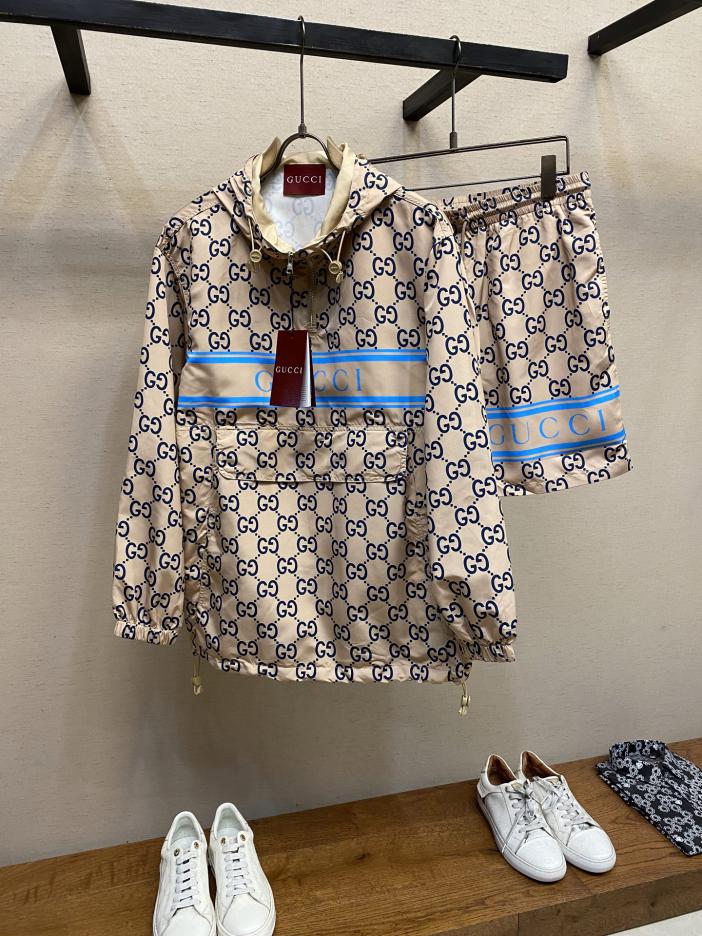 Custom Gucci FW Pre-Fall Hooded Woven Jacket - Image 9