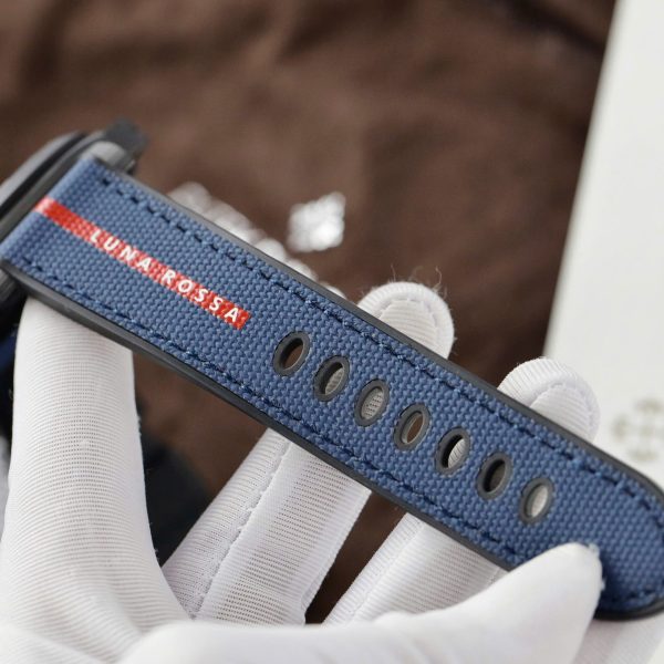 Panerai Luminor Marina Carbotech Luna Rossa PAM01529 - Image 11