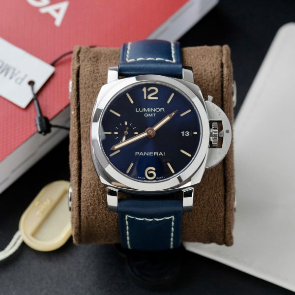 Panerai PAM688 Luminor 1950 3 Days GMT Acciaio Boutique Blue