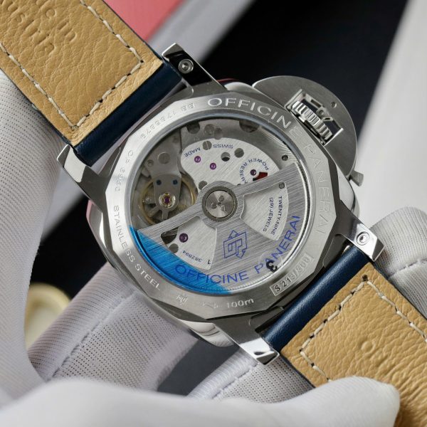Panerai PAM688 Luminor 1950 3 Days GMT Acciaio Boutique Blue - Image 8