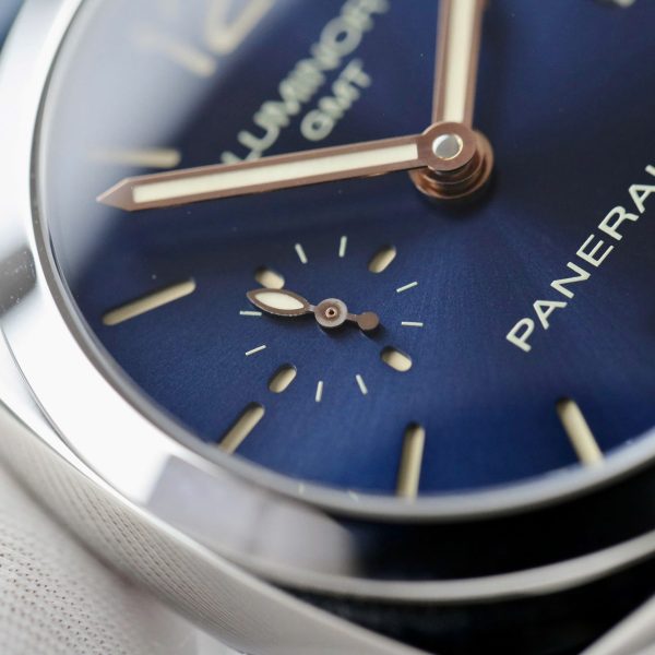 Panerai PAM688 Luminor 1950 3 Days GMT Acciaio Boutique Blue - Image 5