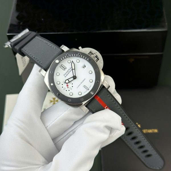 Panerai Submersible Luna Rossa PAM1579 - Image 2