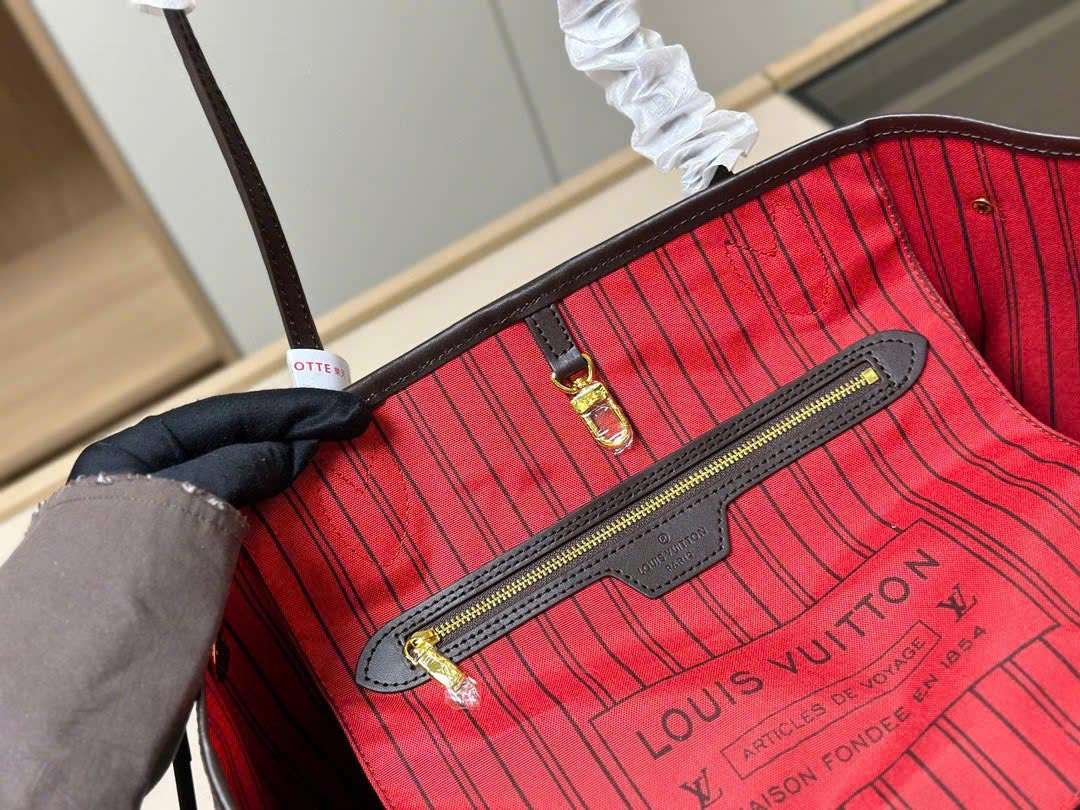 Custom Louis Vuitton Neverfull MM - Image 5
