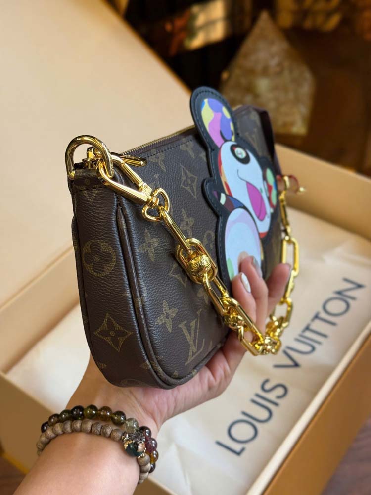 Custom Louis Vuitton Pochette Accessoires Monogram - Image 6