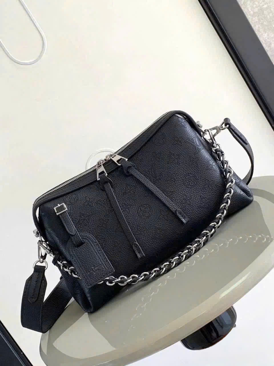 Custom Louis Vuitton Gaston Wearable Wallet