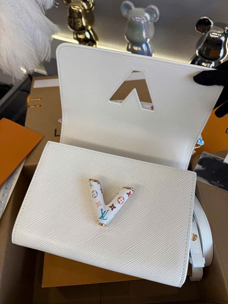 Custom Louis Vuitton Twist Slim - Image 3