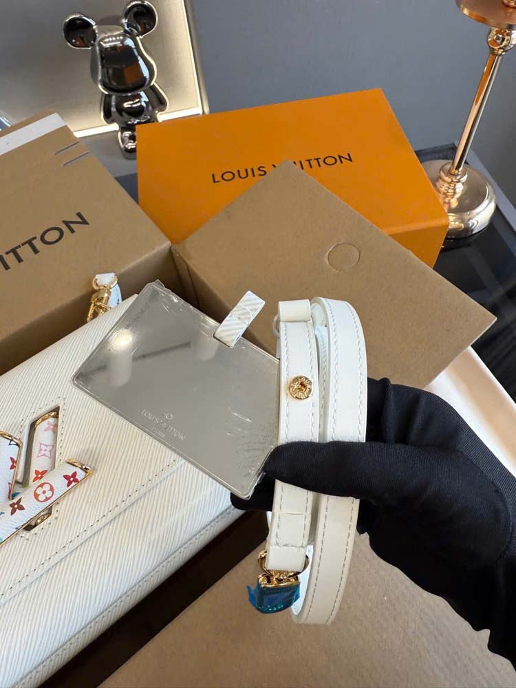 Custom Louis Vuitton Twist Slim - Image 5